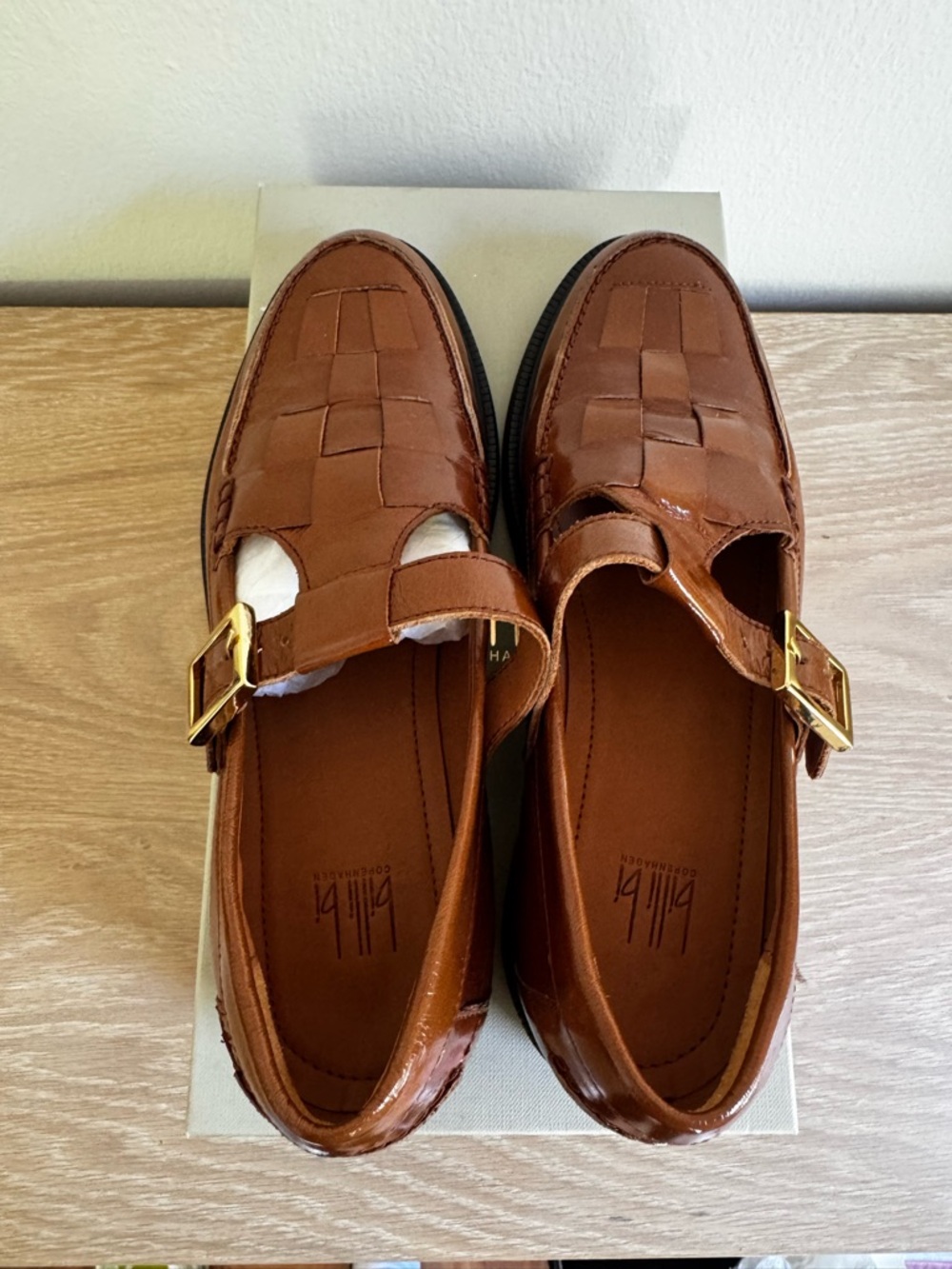 Women's Woven Leather Strap Loafers - Picture 3 of 5